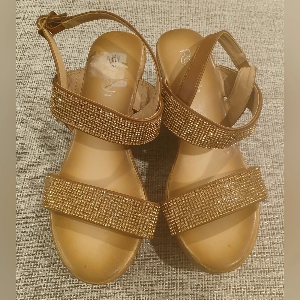 Refresh rhinestone embellished